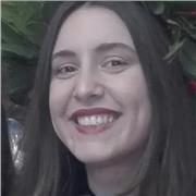 laureata in mediazione linguistica e culturale offre lezioni private